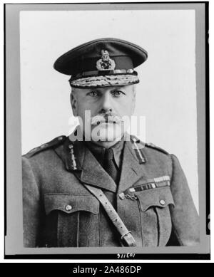 Feldmarschall Sir Douglas Haig, Kopf und Schultern im Porträt, nach vorne, in Uniform Stockfoto