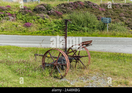 Antike McCormick Horse-Drawn Heu Mäher, Ellishadder, Isle of Skye Stockfoto