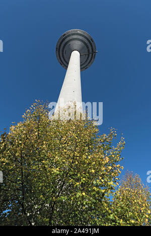 Turm von Europa oder europaturm in Frankfurt Deutschland Stockfoto