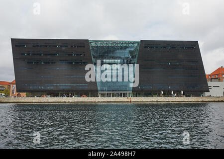 Kopenhagen, Dänemark - 16 September 2017: Der schwarze Diamant. Die Königliche Bibliothek in Kopenhagen ist die Nationalbibliothek Dänemarks in Kopenhagen. Stockfoto