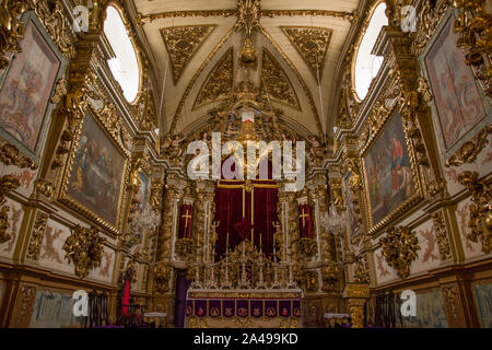 Sao Joao del Rei, Minas Gerais, Brasilien - März 05, 2016: das Innere des Heiligen Franz von Assisi Kirche (Igreja Sao Francisco de Assis) Stockfoto