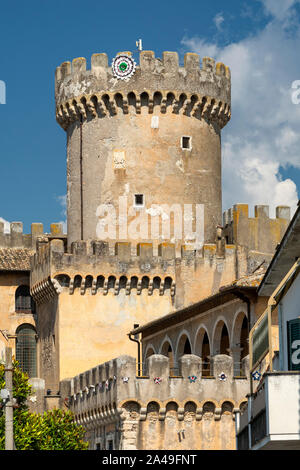 Historische Gebäude Fiano Romano, Rom, Latium, Italien: Tower Stockfoto