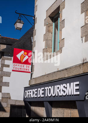 Französischer Tourist Office (Office de Tourisme) außen in Pont-Aven mit neuesten logo Gâvres bretagne finistere Frankreich Stockfoto