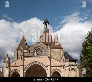 Collégiale Notre-Dame, Beaune, Frankreich. Stockfoto