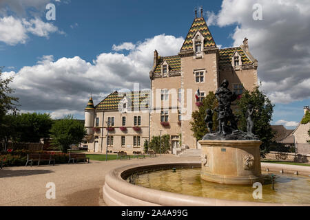 Mairie in Beaune, Côte-d'Or, Bourgogne-Franche-Comté, Frankreich. Stockfoto