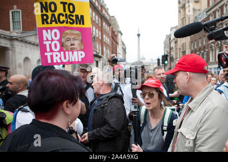 Pro Trump Unterstützer konfrontieren anti Trump Unterstützer in Whitehall London 2019 Stockfoto