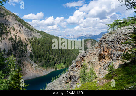 Blick auf Lake Agnes von Teufel-daumen, Lake Louise, Kanada Stockfoto