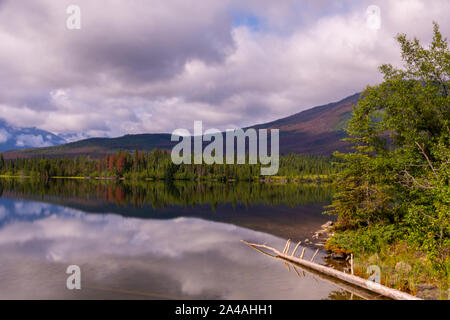 Blick auf Pyramid Lake, Jasper, Kanada Stockfoto