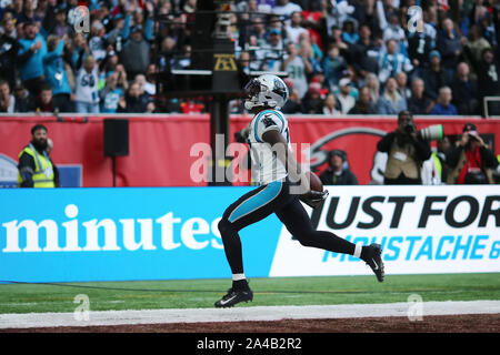 Tottenham Hotspur Stadion, London, UK. 13 Okt, 2019. National Football League, Carolina Panthers gegen Tampa Bay Buccaneers; Carolina Panthers Wide Receiver Curtis Samuel (10) in die Ende Zone, als er zählt einen Touch down-redaktionelle Verwendung Credit: Aktion plus Sport/Alamy leben Nachrichten Stockfoto