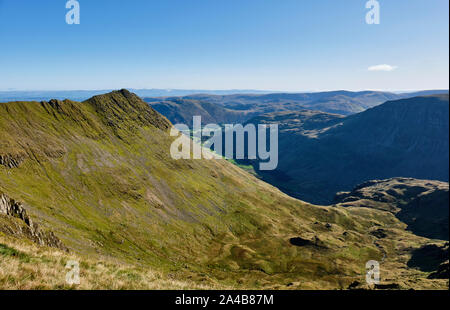 Schreitenden Rand und unten Grisedale Helvellyn, Lake District, Cumbria Stockfoto