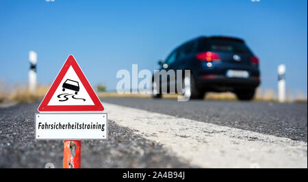 Fahrsicherheitstraining in deutscher Sprache Stockfoto