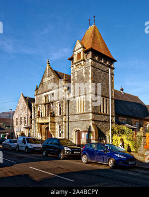 Crickhowell ist eine kleine Stadt und Gemeinde im südöstlichen Powys, Wales, in der Nähe von Abergavenny, die zuvor in der historischen Grafschaft Brecknockshire. Stockfoto