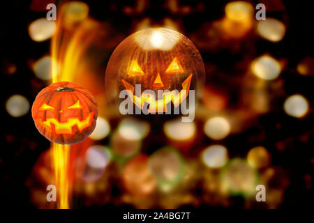 Halloween Hintergrund. Halloween Kürbisse auf glänzenden, defokussiertem Hintergrund. Stockfoto