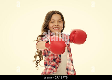 Kid starke und unabhängige Mädchen. Fühle mich stark und unabhängig. Girls Power concept. Erziehung und starkem Charakter. Weibliche Rechte und Freiheiten. Mädchen Boxhandschuhe bereit zu kämpfen. Stockfoto