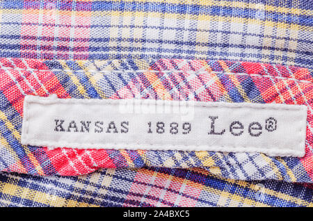 Nahaufnahme von Lee Label an der Kleidung. Stockfoto