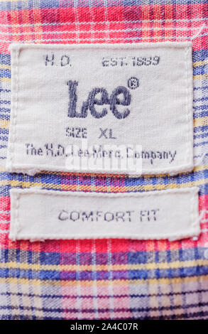 Nahaufnahme von Lee Label an der Kleidung. Stockfoto