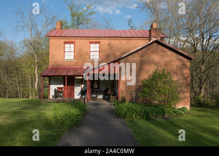 Der Job Prickett Haus an der rekonstruierten Festung in prickett's Fort State Park, einem 22-Morgen-West Virginia State Park nördlich von Fairmont, in der Nähe des Zusammenfluss von prickett's Creek und der Monongahela River Stockfoto