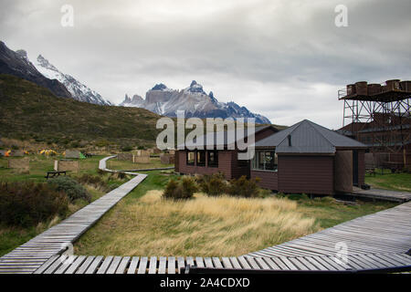 Paine Grande Refugio Campingplatz im Torres del Paine Nationalpark, Chile Stockfoto