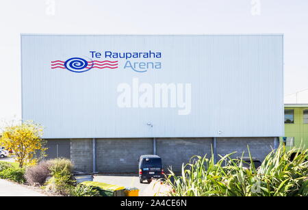 Porirua, Neuseeland - 17. September 2019: Außenansicht des Te Rauparaha Arena, eine Mehrzweck-Indoor Sports und Entertainment Center mit Pools, f Stockfoto