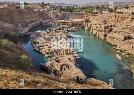 Sushtar, Iran. 07 Juni, 2017. Historische Wassermühlen am Fluss Karun in der Stadt Sushtar im Iran, aufgezeichnet am 07.06.2017. 2009, historische Bewässerungssystem der Stadt wurde von der UNESCO in die Liste des Weltkulturerbes aufgenommen. | Verwendung der weltweiten Kredit: dpa/Alamy leben Nachrichten Stockfoto