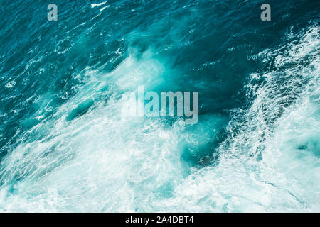 Meer Wasser Splash Hintergrund, blau Marmor Textur Stockfoto