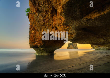 Strand, Watu malandong, Nusa Tenggara, Indonesien Stockfoto