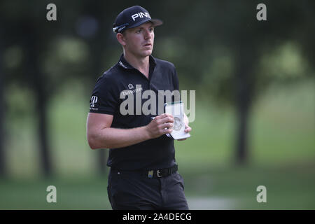 Rom, Italien. 13 Okt, 2019. Rom, Italien, 13. Oktober 2019: Matt Wallace (England), die in Aktion während der Tag 4 der 76 Golf Italian Open im Golfclub Olgiata am 13. Oktober 2019 in Rom, Italien Quelle: Unabhängige Fotoagentur/Alamy leben Nachrichten Stockfoto