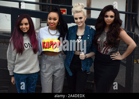 Foto muss Gutgeschrieben © Alex Huckle/Alpha Presse 067572 23/11/12 Kleine Mix, Jade Thirlwall, Leigh Anne Pinnock, Perrie Edwards und Jesy Nelson am ITV London Studios Stockfoto