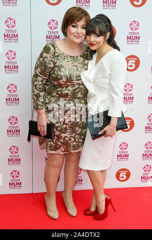 Foto muss Gutgeschrieben © Jeff Spicer/Alpha Presse 076983 03/03/2013 Roxanne Paletten- und Mama Tesco Mama des Jahres 2013 Savoy Hotel London Stockfoto