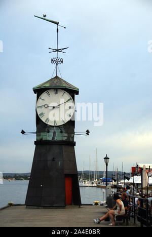 Norwegen, Oslo, Aker Brygge Pier Stockfoto