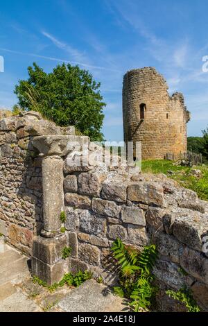 Mittelalterliche SCHLOSS VON CROZANT, (23) Creuse, Limousin, Aquitaine, Frankreich Stockfoto