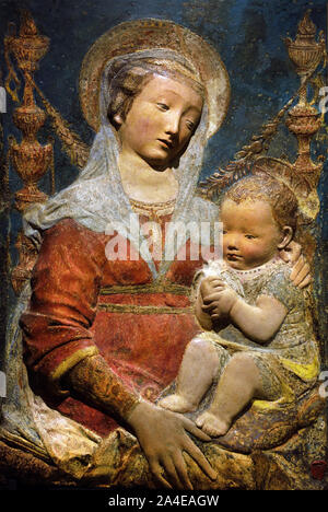 Jungfrau und Kind 15. Jahrhundert Werkstatt Antonio ROSSELLINO Settignano, 1427 - Florenz, 1479, Italien, Italienisch Stockfoto