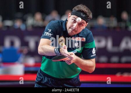 Timo Boll (GER), Aktion, halb Bild, halb Abbildung, dienen, Anzeige, 32er Runde der Männer singles, Tischtennis, German Open 2019 in Bremen am 10.10.2019. | Verwendung weltweit Stockfoto