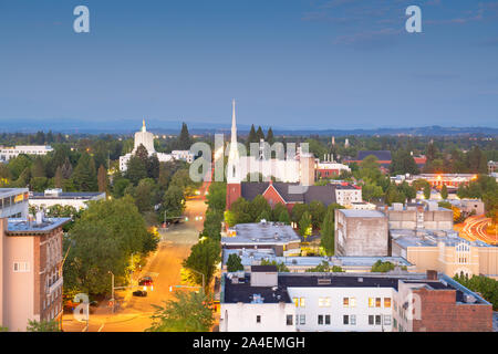 Salem, Oregon, USA Downtown Skyline der Stadt in der Dämmerung. Stockfoto