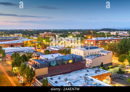 Salem, Oregon, USA Downtown Skyline der Stadt in der Dämmerung. Stockfoto