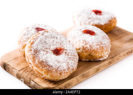 Chanukka sufganiyot auf weißem Hintergrund. Traditionelle jüdische Krapfen für Chanukka. Stockfoto