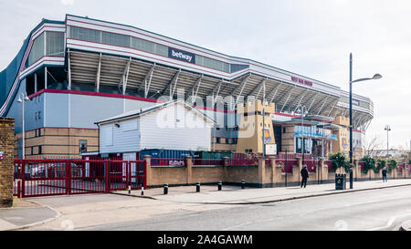 UPT-WEG PARK West Ham Ehemalige home Upton Park fast unerkennbar, Abbrucharbeiten am Ende Stockfoto