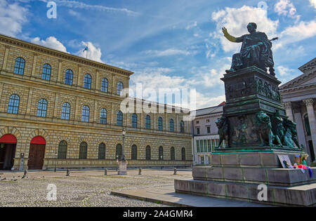 München, Deutschland - 13. Mai 2019 - Die Residenz im Zentrum von München, Bayern, Deutschland ist der Königliche Palast der Wittelsbacher Monarchen und ist jetzt ein Stockfoto