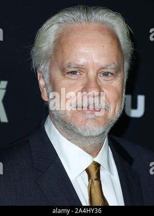 WEST HOLLYWOOD, LOS ANGELES, Kalifornien, USA - 14. Oktober: Schauspieler Tim Robbins kommt an der Los Angeles Premiere von Hulu 'Castle Rock' 2 Saison bei AMC Sonnenuntergang 5 Am 14. Oktober 2019 in West Hollywood, Los Angeles, Kalifornien, USA. (Foto von Xavier Collin/Image Press Agency) Stockfoto