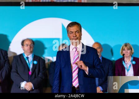 Die Brexit Partei AG zu einer politischen Kundgebung in Cornwall in Erwartung eines allgemeinen Wahlen in Großbritannien. Stockfoto