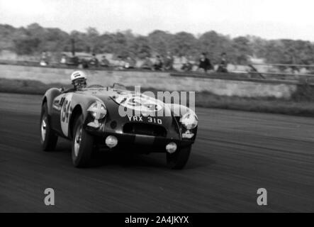 MG A Twin Cam, Olthoff, Silverstone, Clubmans Veranstaltung 1961. Stockfoto