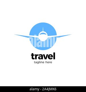 Eine reisende Vektor Logo mit dem Konzept einer Ebene im Globus Kreis Form. Moderne abstrakte und elegantem Design. Stock Vektor