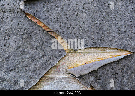 Textur, backgroind Holzbrett mit Kniff Teerpappe Stockfoto