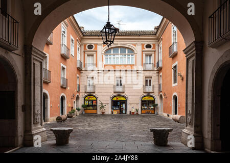 STREGA ALBERTI store, Benevento Stockfoto