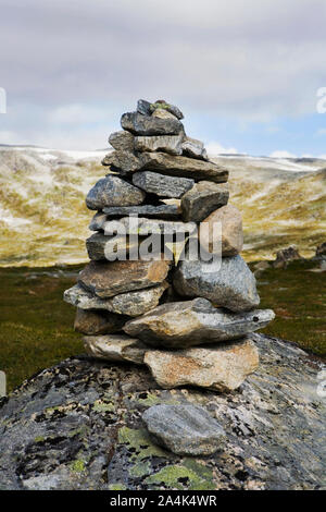 In der Nähe von Old Strynefjell Straße Cairn Stockfoto
