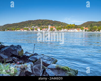 Blick auf Obernzell in Bayern Stockfoto