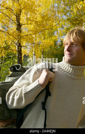 Mann im Wald Stockfoto