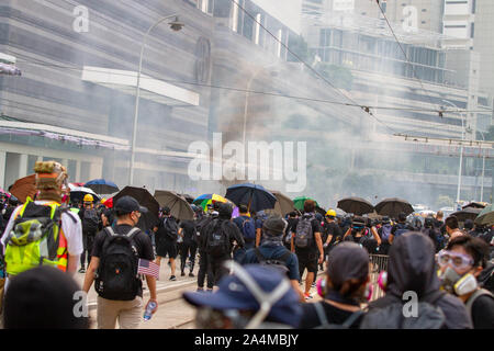 Am 29. September in Hongkong gegen Totalitarismus März Stockfoto