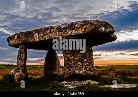 Lanyon quoit alten Standing Stone dolman in der Nähe von madron in West Cornwall, England, Großbritannien, Stockfoto