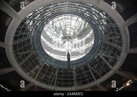 Das Reichstagsgebäude Berlin Reichstag, Bundestag, Politik, erbaut 1984-1894, Architekt: Paul Wallot, Umbau 1995-1999, Architekt: Sir Norman Foster, Stockfoto